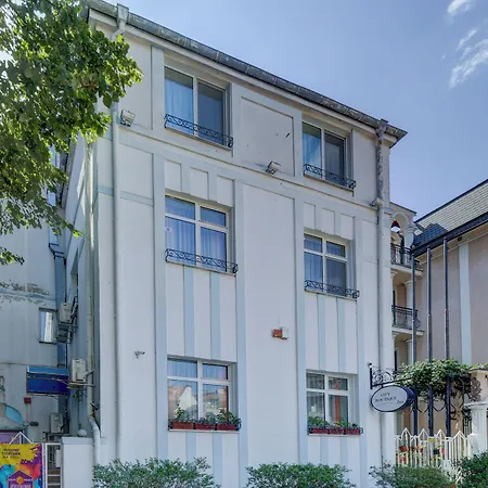 בית הארחה Boutique 4*